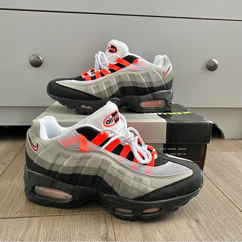 Nike Air Max 95 Solar Red